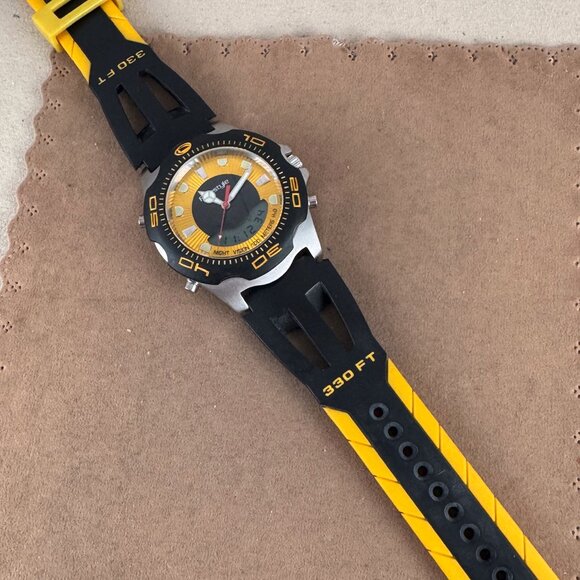 1990's Freestyle Shark 609 Performance Watch with Digital Timing - Picture 10 of 15